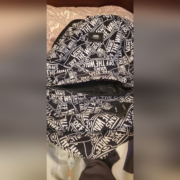 Vans OLD SKOOL Printed Backpack - Picture 9 of 12